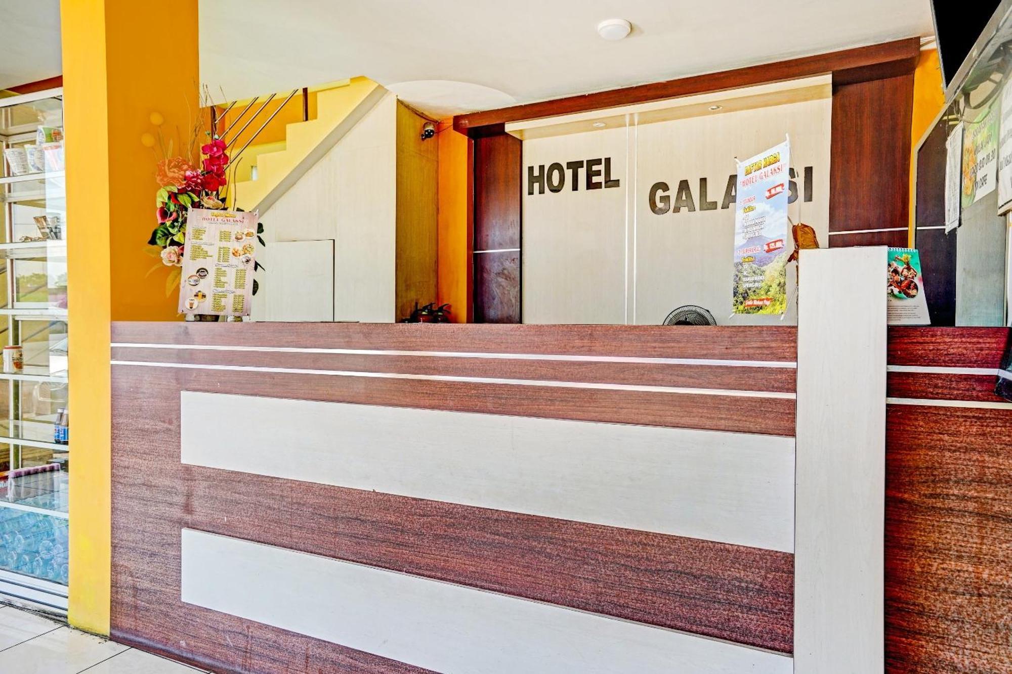 Oyo 90622 Hotel Galaksi Ponorogo Exterior photo